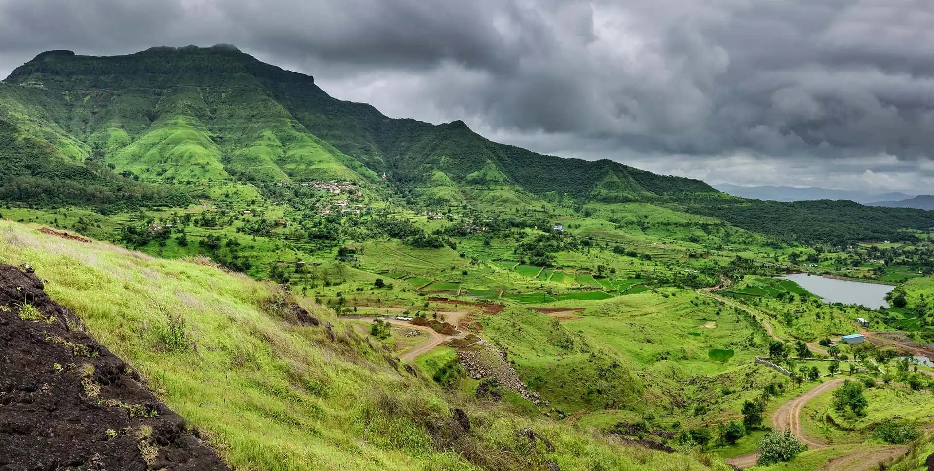 Purandar Fort heritage — Royal Purandar